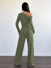 Chic One-shoulder Asymmetrical Top & Wide-leg Pants Set in Burgundy, fabric detail