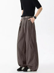 Men's oversized wide-leg jeans in coffee color, 100% cotton, with a relaxed fit and detailed stitching.