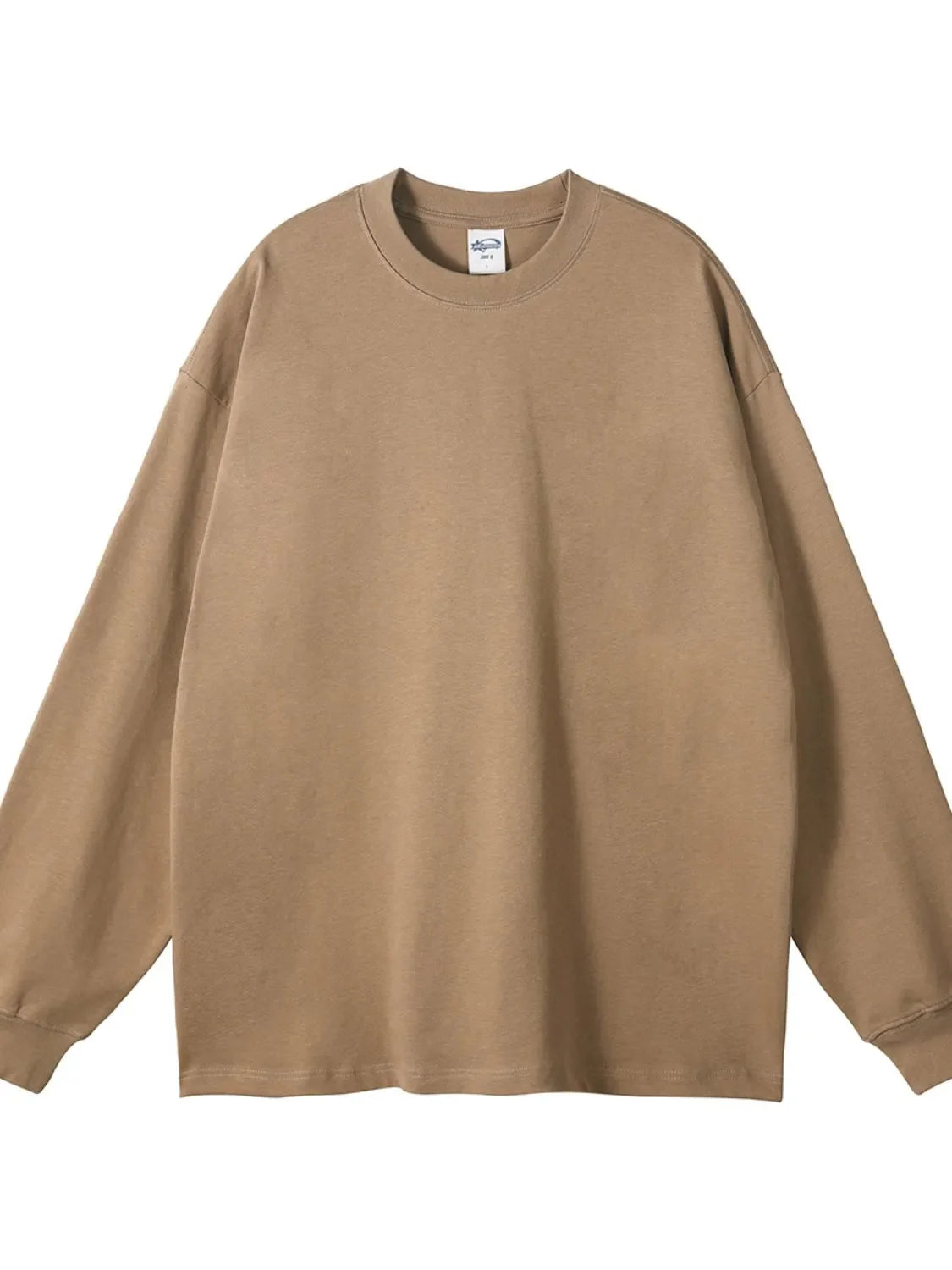 Oversized camel crewneck pullover sweatshirt, 100% cotton, with drop shoulders and long sleeves.
