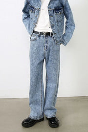 Acid wash wide-leg jeans in medium blue denim with a relaxed fit.