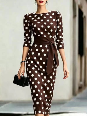 Full Size Polka Dot 3/4 Sleeve Midi Dress, fit detail