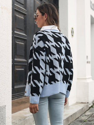 Geometric houndstooth V-neck acrylic cardigan in Misty Blue with button details.