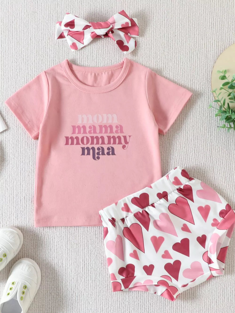 Baby girl blush pink cotton tee with mom graphic and heart print shorts set