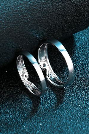 Curved Embrace diamond ring set for men and women, featuring a subtle diamond accent.