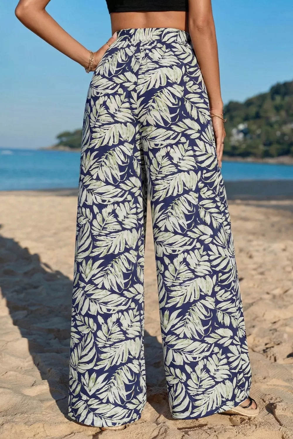 Navy leaf print maternity wide-leg trousers in cotton, high-waisted.