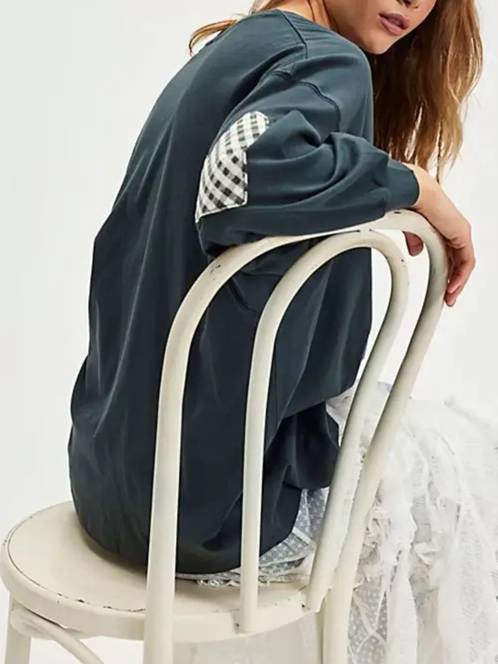 Heart Patch Long Sleeve Sweatshirt in Burgundy, fit detail