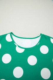 Green polka dot cropped tee with crew neck