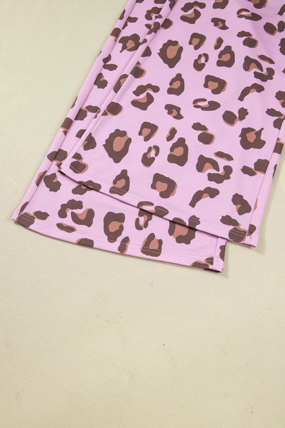 Drawstring Leopard Print Patch Pocket Pants in Dusty Pink, fit detail