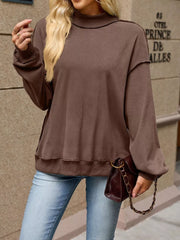 sweatshirt in Gray with exposed seam and hip-length
