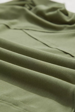 Long Sleeve Round Neck Paneling T-shirt, fit detail