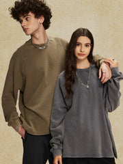Raglan sleeve washed cotton sweatshirt in dark gray and olive, crewneck, casual style.