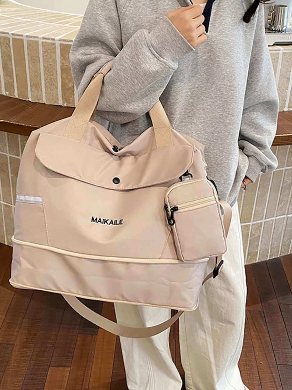 Versatile Large Capacity Nylon Travel Bag
