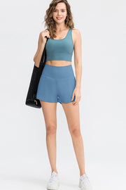 Sculpted high-waist active shorts in Light Blue with a comfortable fit.