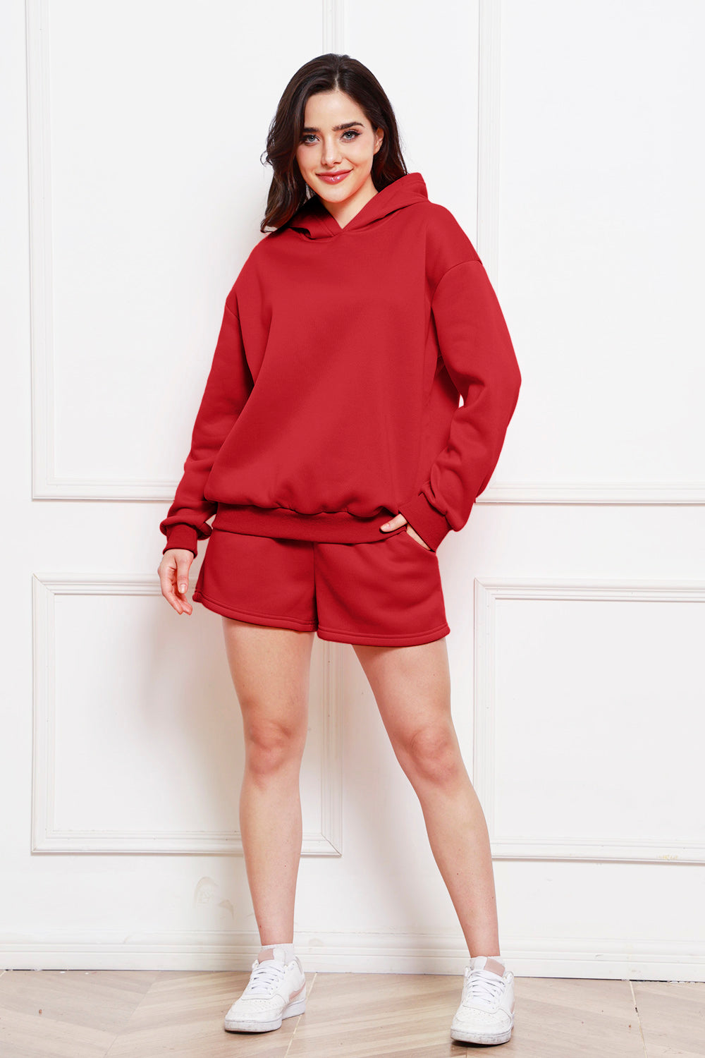 Deep Red oversized hoodie and bermuda shorts set with pockets.