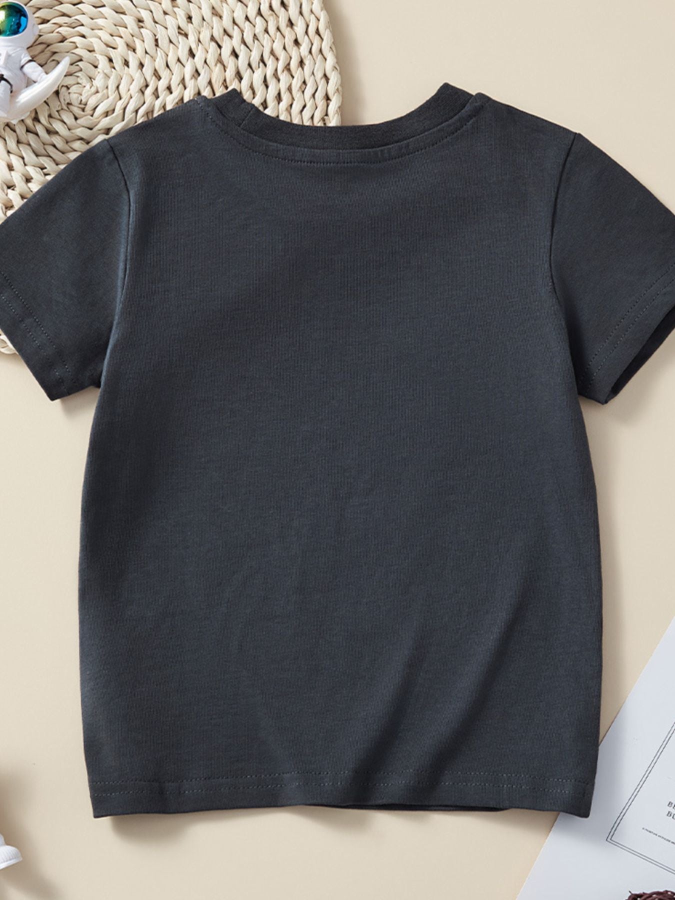 Kids dark gray cotton crew neck t-shirt with short sleeves.