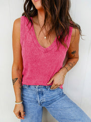 Textured cotton v-neck tank top in pink with a relaxed fit.
