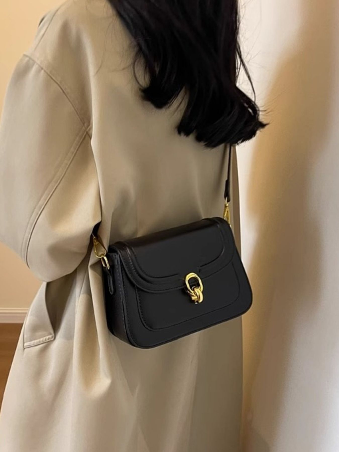 Black pu leather flap crossbody bag with gold hardware detail