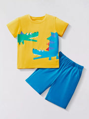 Crocodile Print T-shirt And Shorts Ensemble