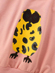 Dusty pink cotton sweatshirt with a yellow owl graphic and leopard print details.