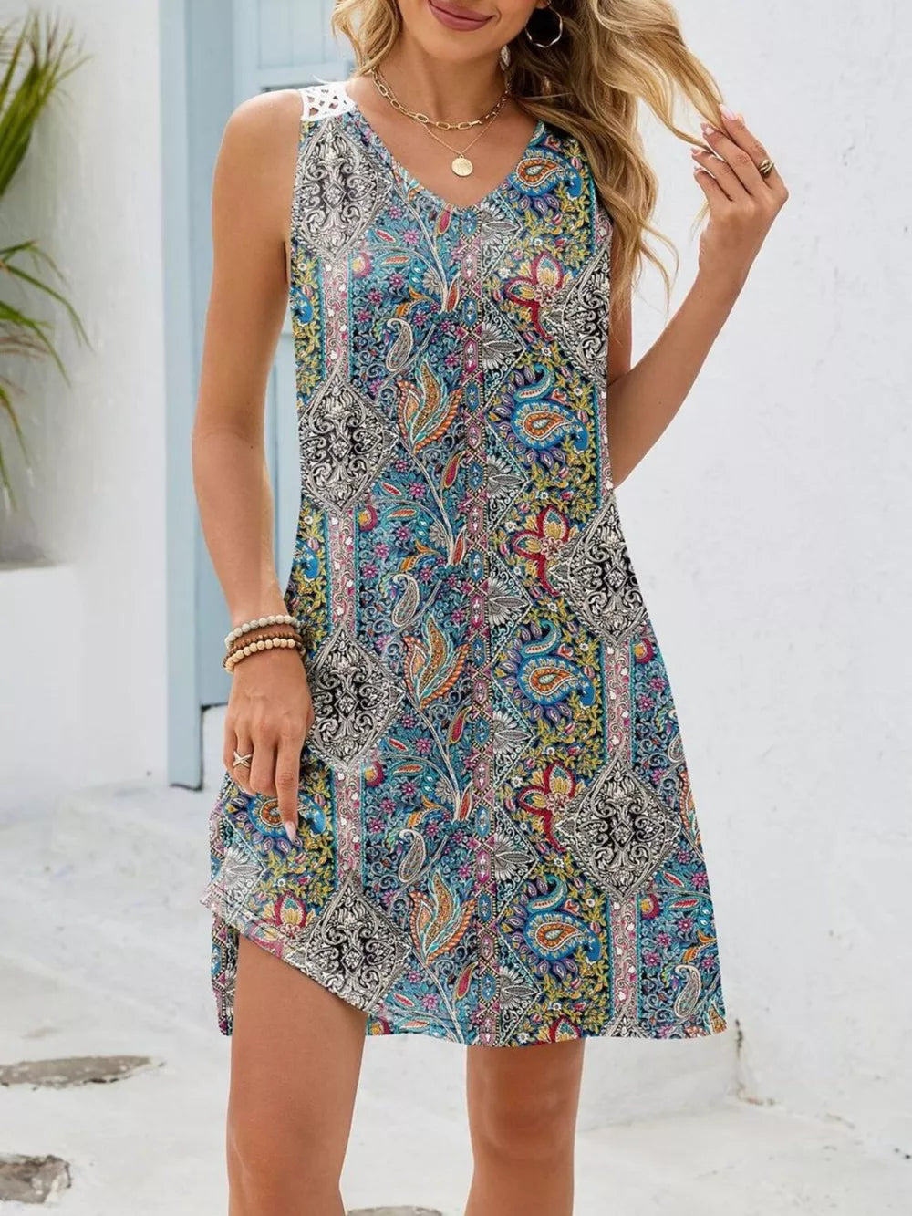 Botanical print mini dress with crochet detail and v-neck, Bohemian color