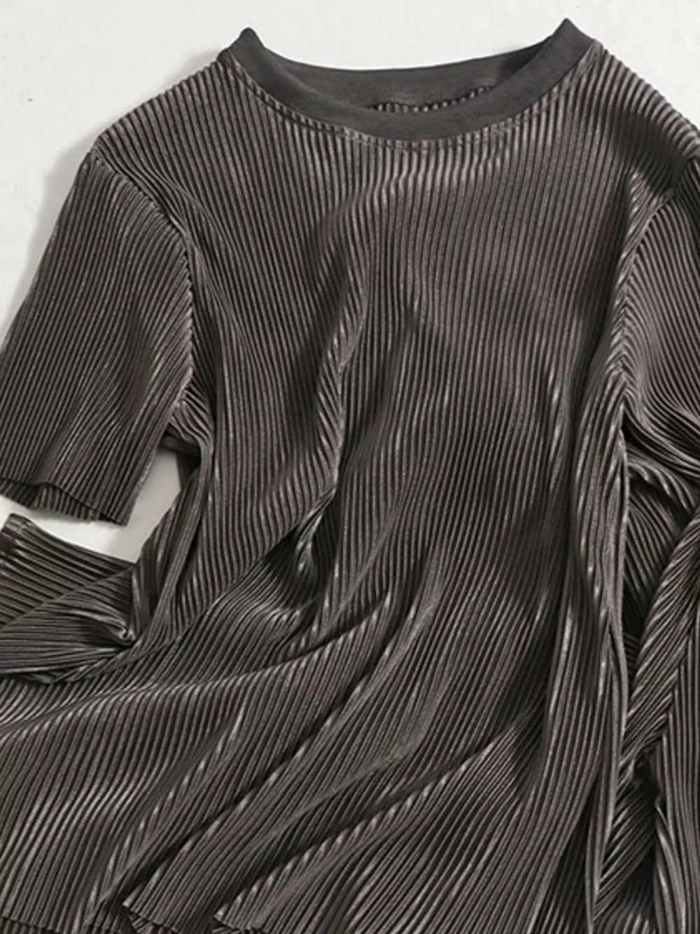Dark Gray pleated two-piece set with a crew neck and short sleeves.