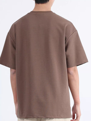 Men's brown cotton t-shirt with round neck and short sleeves, back view.