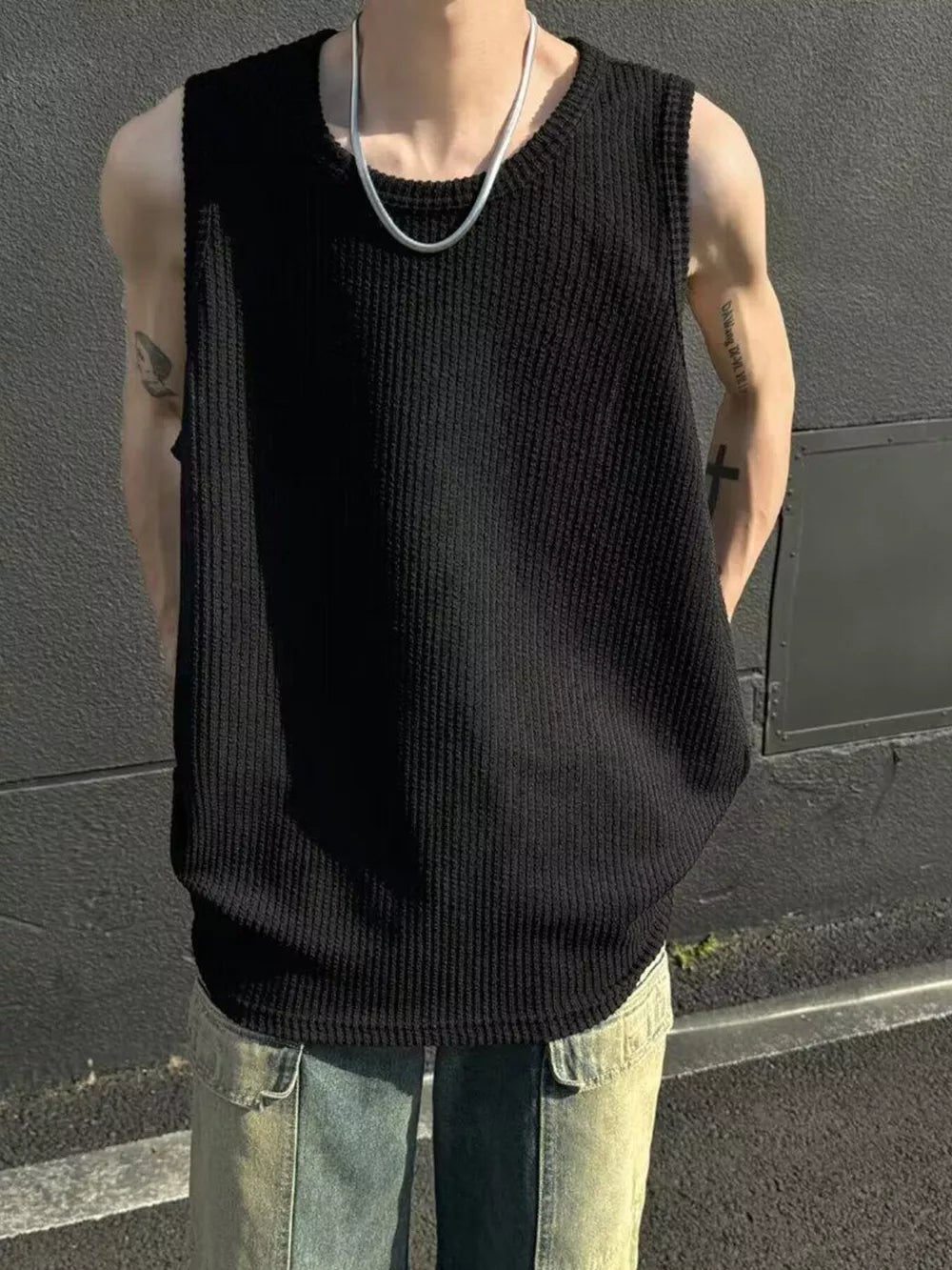 Men's Plus Size Textured Knit Sleeveless Tank Top in Black, front view