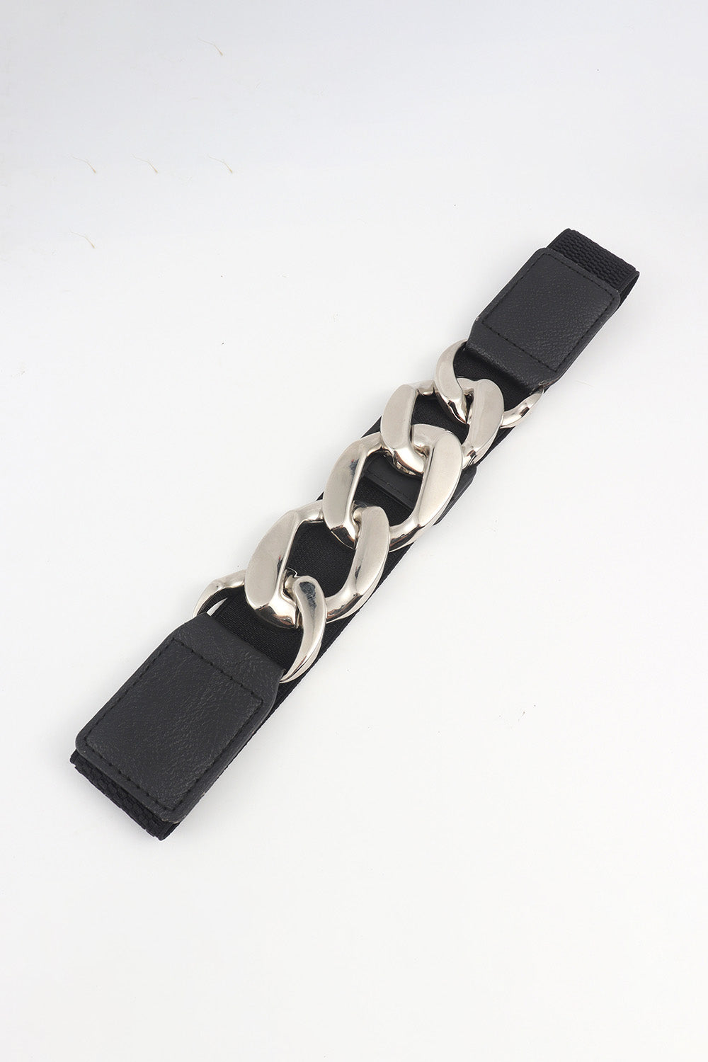 Chunky chain elastic belt with black faux leather ends and silver chain detail