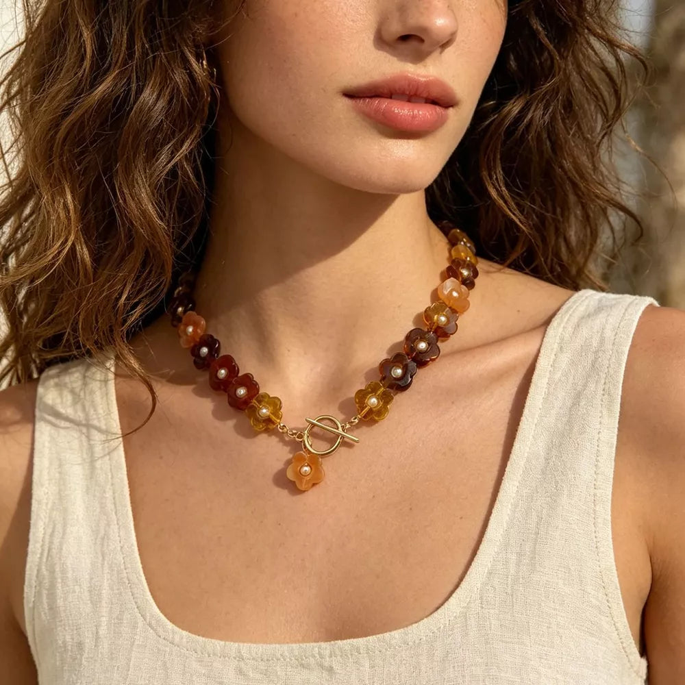 Retro Resin Flower Charm 18k Gold-plated Necklace in Yx1350/gold, alternate angle