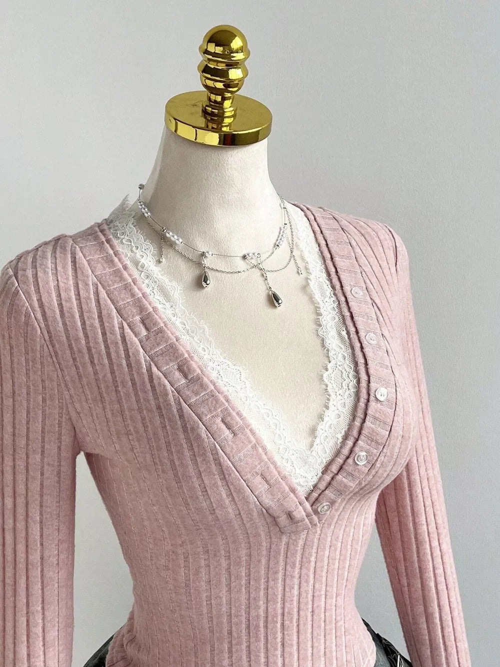 V-neck Lace Trim Ribbed Knit T-shirt, close-up detail