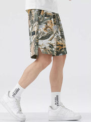 Men's camouflage trunks in Black Forest with side slits and a comfortable fit.