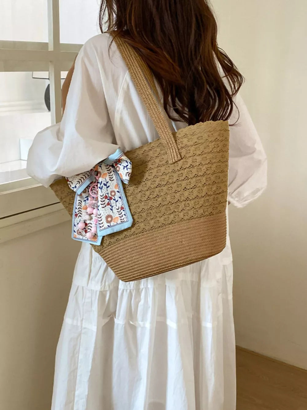 Straw Woven Shoulder Bag in Brown, alternate angle