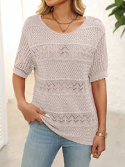 Breezy knit sweater in Dust Storm with openwork pattern and half sleeves.