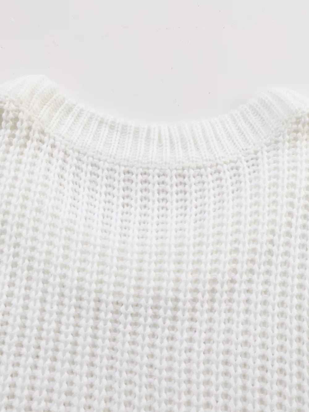 Ribbed Knit Round Neck Chunky Sweater in White, product detail