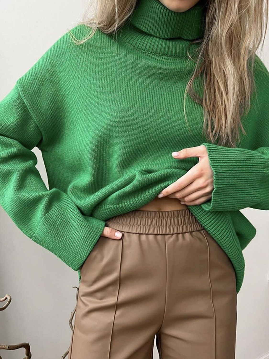 Dark Green ribbed turtleneck sweater with relaxed fit and long sleeves
