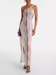 Zigzag one-shoulder maxi dress with slit in multicolor knit fabric.