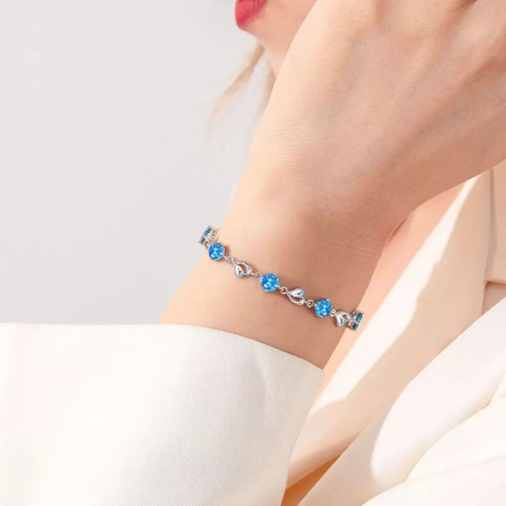 0.3 Carat Moissanite 925 Sterling Silver Bracelet in Silver, side view