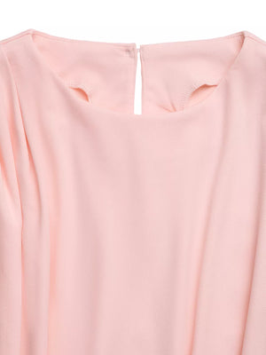 Structured shoulder top in pale pink with a keyhole neckline detail and back closure.
