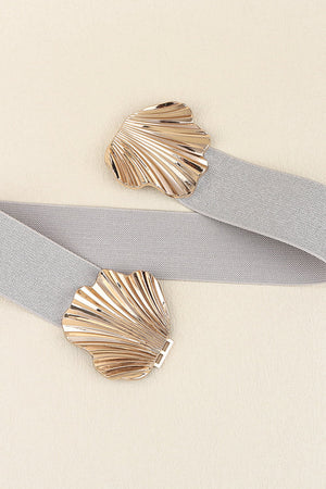 Silver elastic belt with gold seashell buckle detail