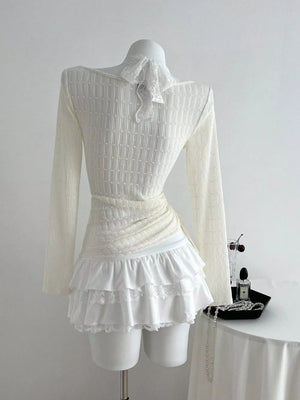 Bow Lace Detail V-neck T-shirt, side view