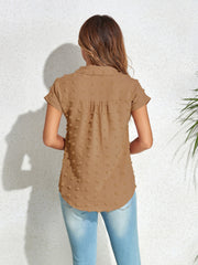 Textured dot poplin shirt in khaki with short sleeves and a collared neckline.