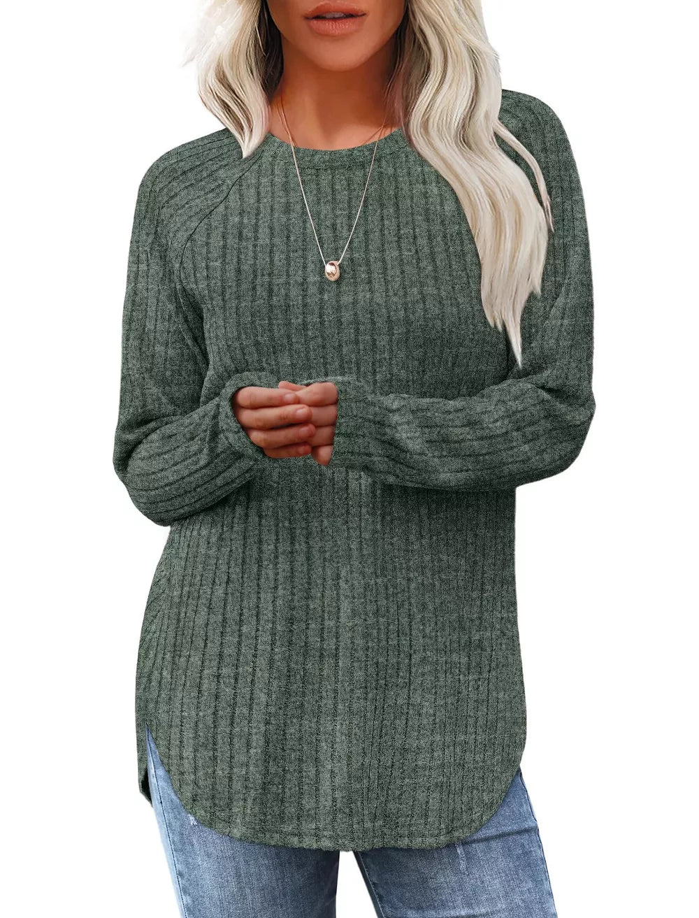 Moss ribbed knit long sleeve maternity t-shirt with crew neck and curved hem
