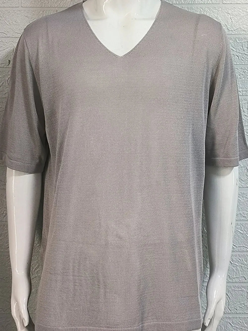 Gray textured knit v-neck tee with short sleeves