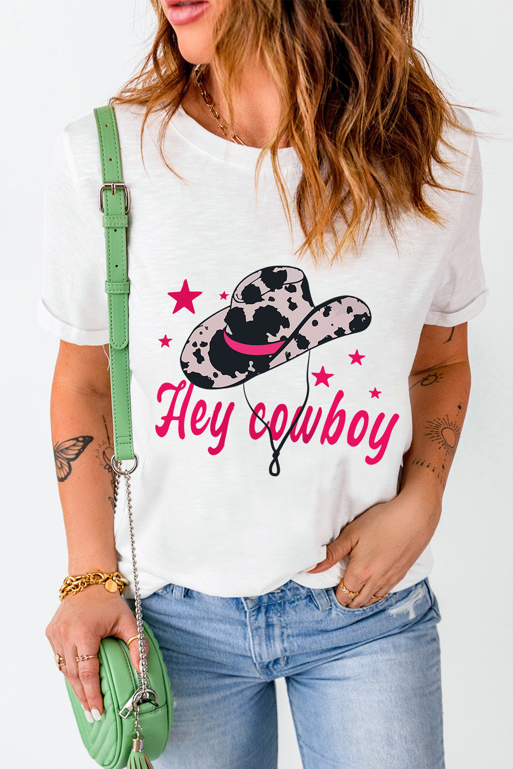 White cotton t-shirt with cowboy hat graphic and Hey Cowboy text