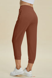 Caramel joggers with drawstring waist and pockets, cropped length