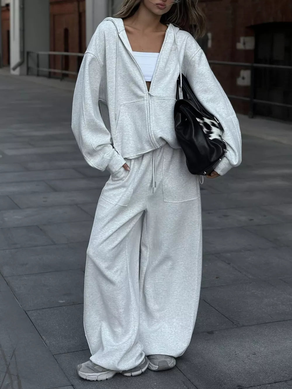 Oversized Zip-up Hoodie And Wide-leg Pants Set in Brown, front view