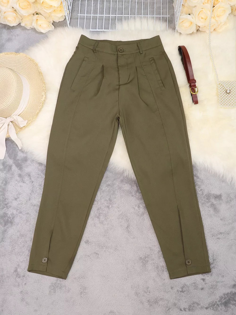 High-waisted Pleated Pants in Brown, alternate angle
