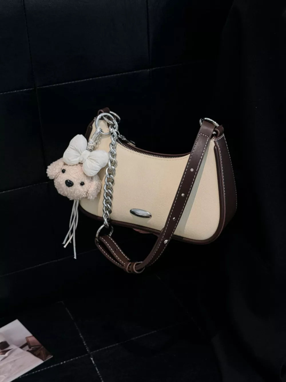 Contrast Trim Shoulder Bag in Off-white, back view