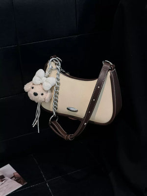 Contrast Trim Shoulder Bag in Off-white, back view