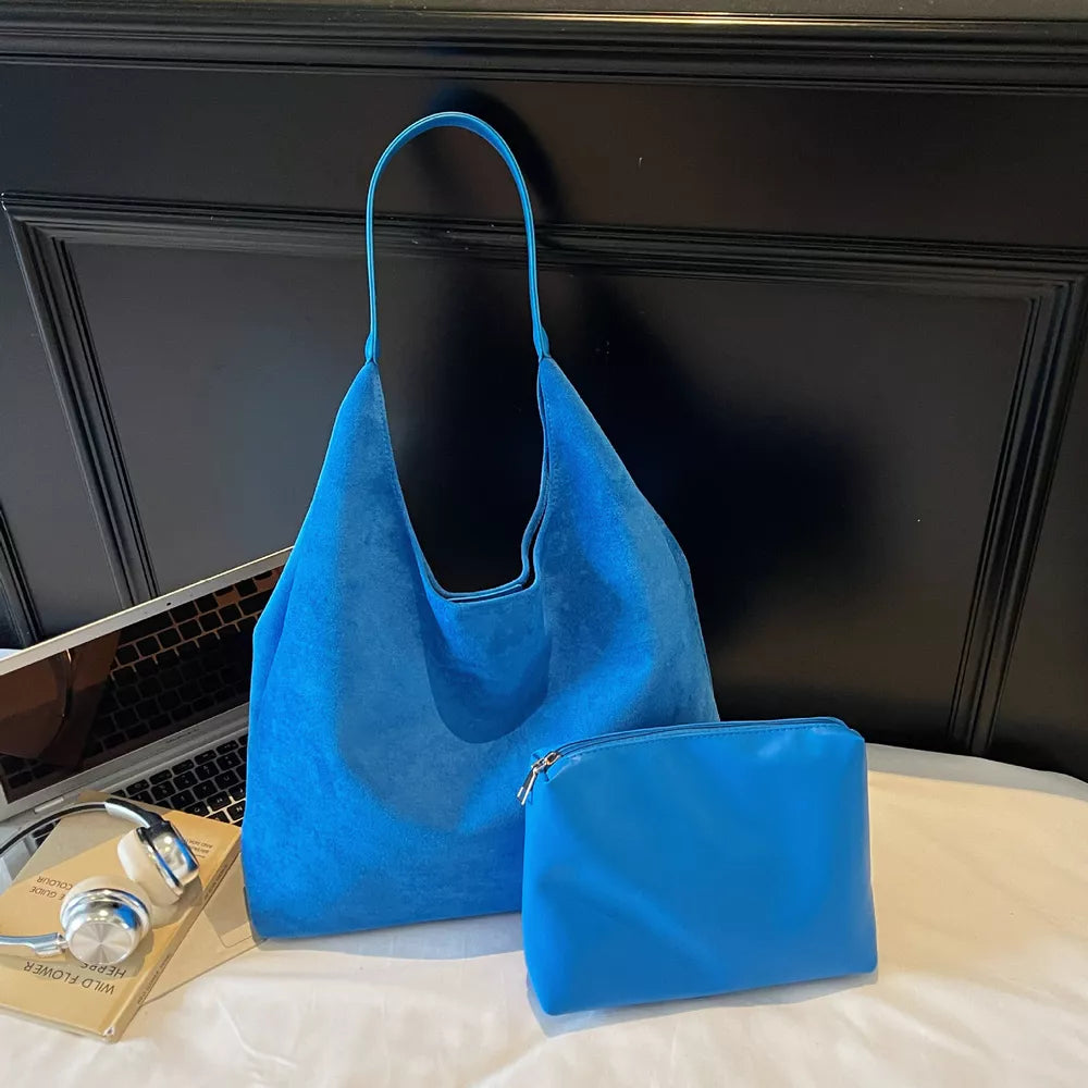 Solid Color Large Shoulder Bag in Black, model styling view